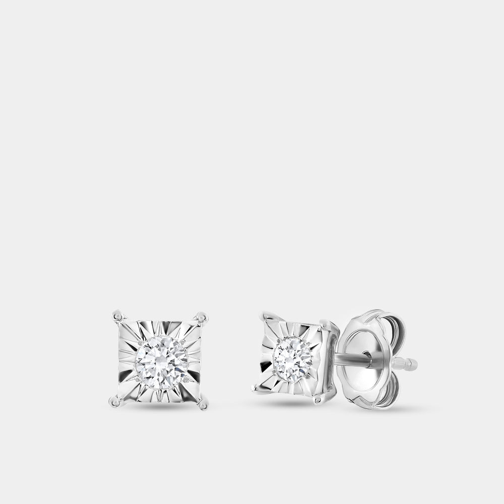 Gilded 1/5 Carat Lab-Grown Diamond Round-Shaped Solitaire Studs Set in a Princess-Cut Illusion Plate