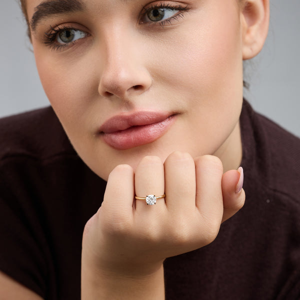 Gilded 1 Carat Lab-Grown Diamond Round-Shaped Classic Solitaire Ring