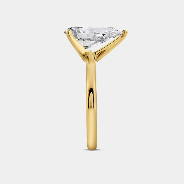 Gilded 3 Carat Lab-Grown Diamond Pear-Shaped Classic Solitaire Ring