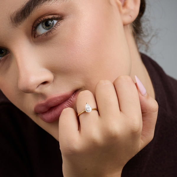 Gilded 1 Carat Lab-Grown Diamond Pear-Shaped Classic Solitaire Ring