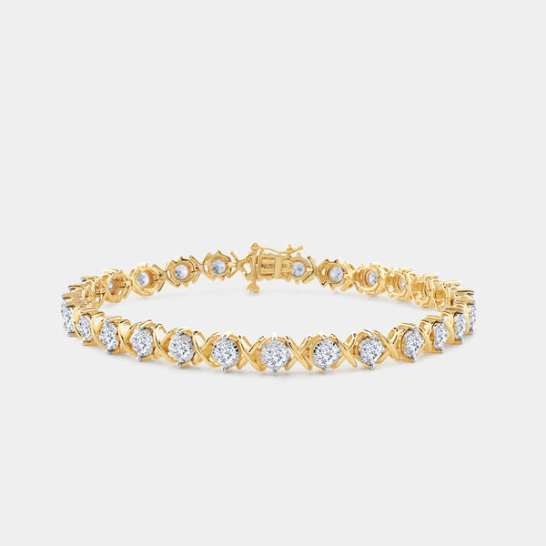 4 Carat Lab-Grown Diamond with Xo-Shaped Centers in an Illusion-Plate Setting — GILDED New York