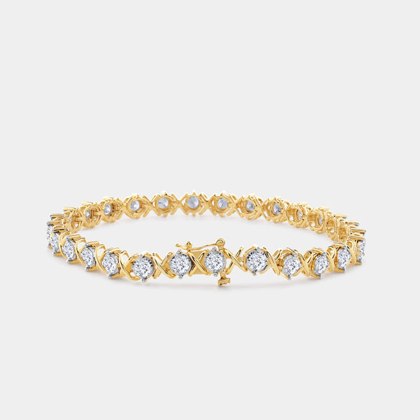 4 Carat Lab-Grown Diamond with Xo-Shaped Centers in an Illusion-Plate Setting — GILDED New York