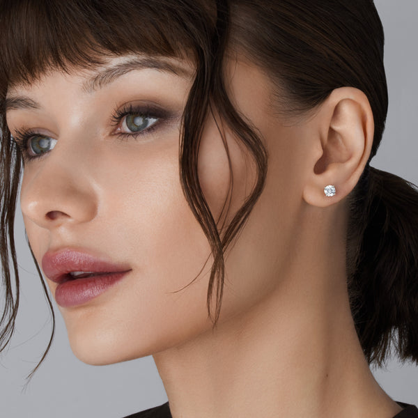1 Carat Lab-Grown Diamond Round-Shaped Classic Solitaire Studs — GILDED New York