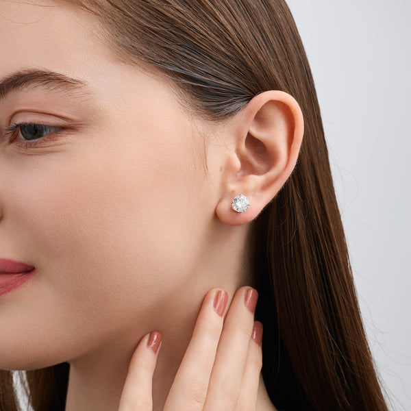 4 Carat Lab-Grown Diamond Round-Shaped Classic Solitaire Studs — GILDED New York
