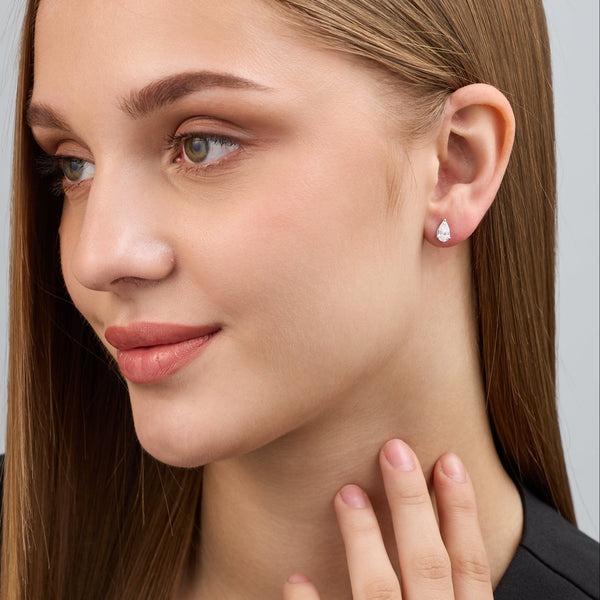 1 Carat Lab-Grown Diamond Pear-Shaped Classic Solitaire Studs — GILDED New York