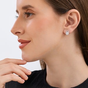 Gilded 1 Carat Lab-Grown Diamond Oval-Shaped Stud Plus with an Air Gap Halo