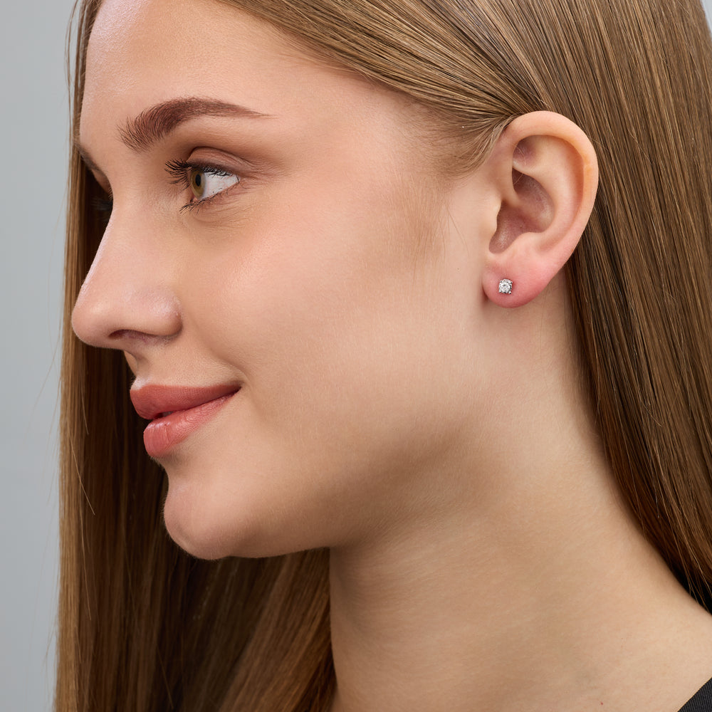 Gilded 1/5 Carat Lab-Grown Diamond Round-Shaped Solitaire Studs Set in an Illusion Plate