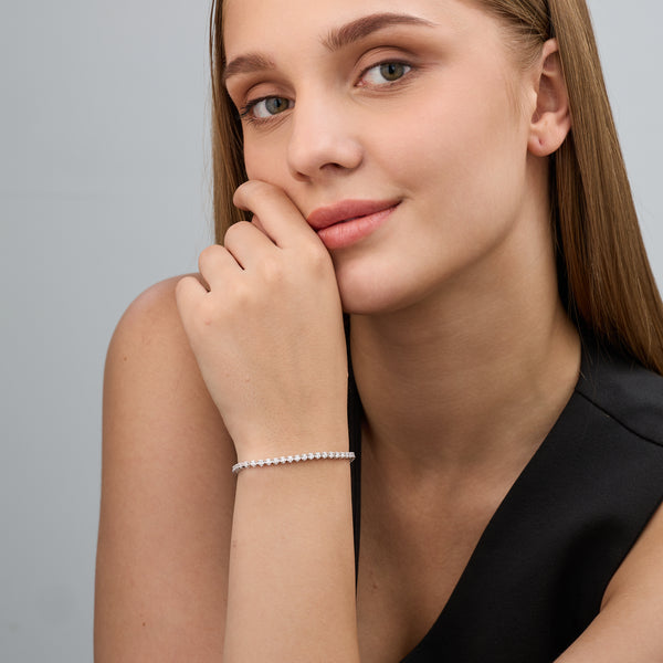 2 Carat Lab-Grown Diamond Round-Shaped Line Bracelet in a Cup Setting — GILDED New York