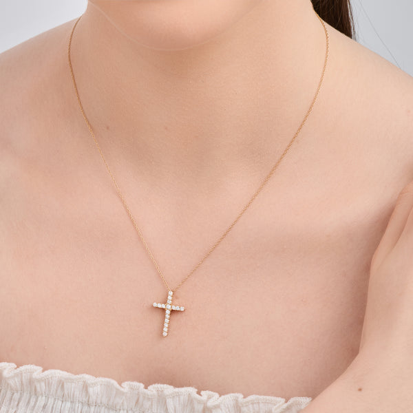 1/2 Carat Lab-Grown Diamond Classic Cross Pendant With Rounded Edges — GILDED New York