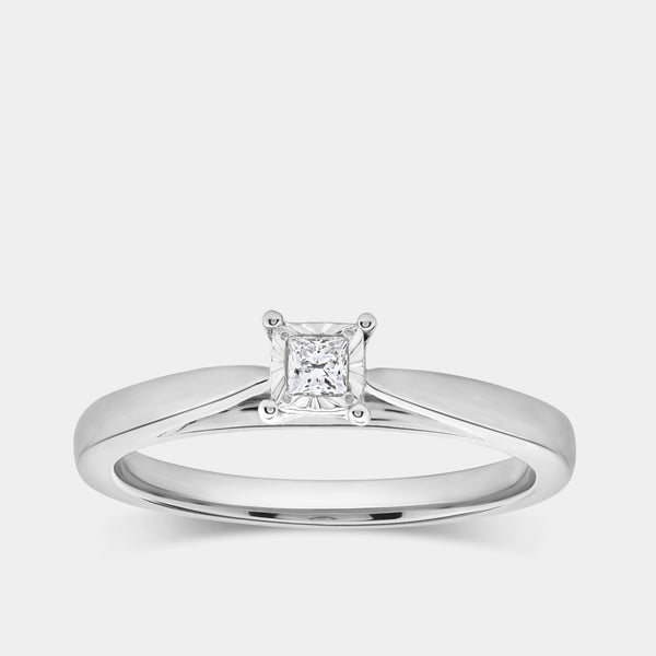 1/10 Carat Lab-Grown Diamond Princess-Cut Classic Solitaire Ring Set In An Illusion Plate — GILDED New York