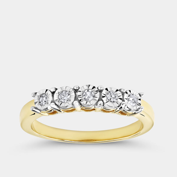 Gilded 1/10 Carat Lab-Grown Diamond Round-Shaped Five-Stone Ring Set in an Illusion Plate
