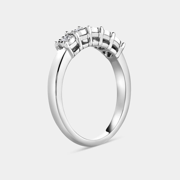 Gilded 1/10 Carat Lab-Grown Diamond Round-Shaped Five-Stone Ring Set in an Illusion Plate