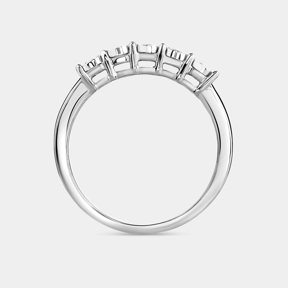 Gilded 1/10 Carat Lab-Grown Diamond Round-Shaped Five-Stone Ring Set in an Illusion Plate