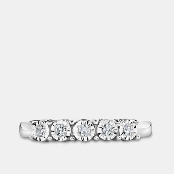 Gilded 1/10 Carat Lab-Grown Diamond Round-Shaped Five-Stone Ring Set in an Illusion Plate