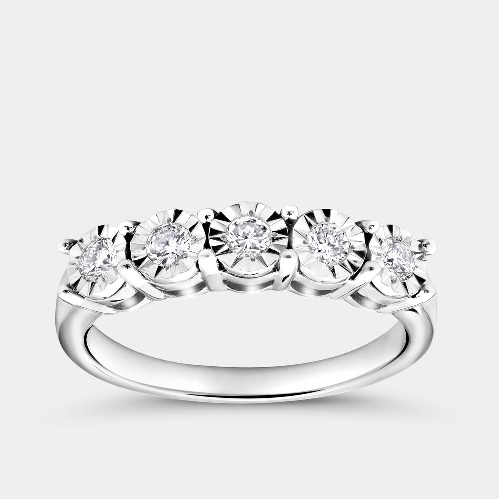 Gilded 1/4 Carat Lab-Grown Diamond Round-Shaped Five-Stone Ring Set in an Illusion Plate