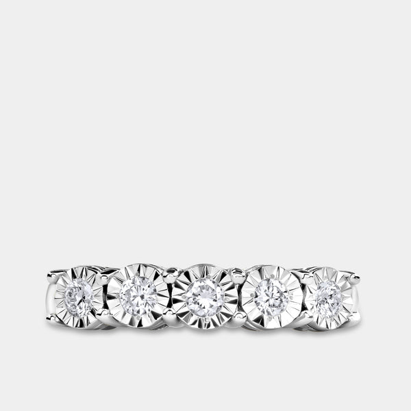 Gilded 1/4 Carat Lab-Grown Diamond Round-Shaped Five-Stone Ring Set in an Illusion Plate