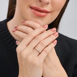 Gilded 1/2 Carat Lab-Grown Diamond Round-Shaped Shared-Prong Wedding Band