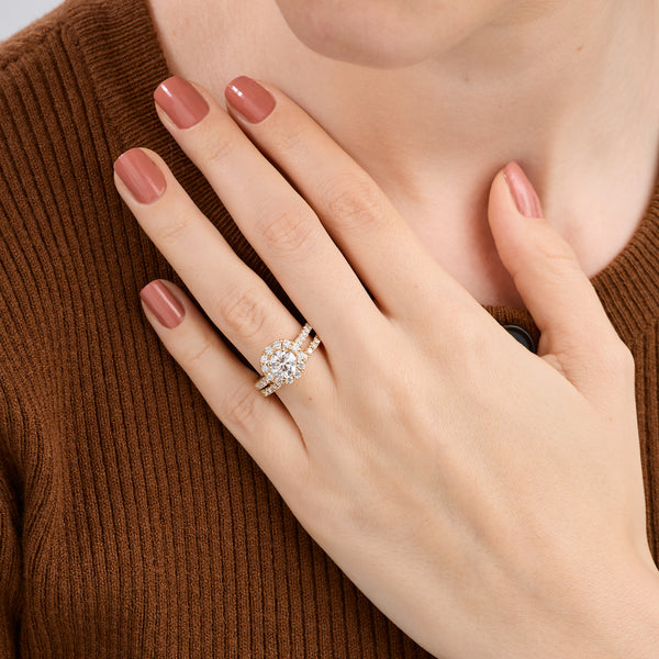 2 and 1/2 Carat Lab-Grown Diamond Round-Shaped Halo Engagement Ring Set — GILDED New York
