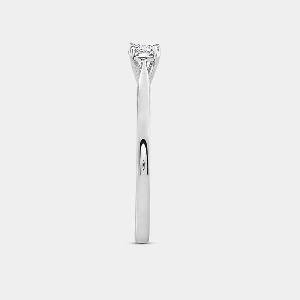 1/10 Carat Lab-Grown Diamond Round-Shaped Classic Solitaire Ring Set In An Illusion Plate — GILDED New York