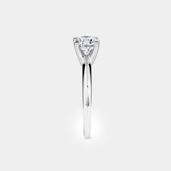3/4 Carat Lab-Grown Diamond Round-Shaped Classic Solitaire Ring — GILDED New York