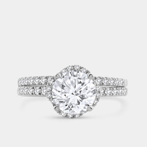 Gilded 2 Carat Lab-Grown Diamond Engagement Ring Set with a Round-Shaped Center and a Knotted Halo