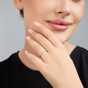 Gilded 1/10 Carat Lab-Grown Diamond Round-Shaped Shared-Prong Wedding Band