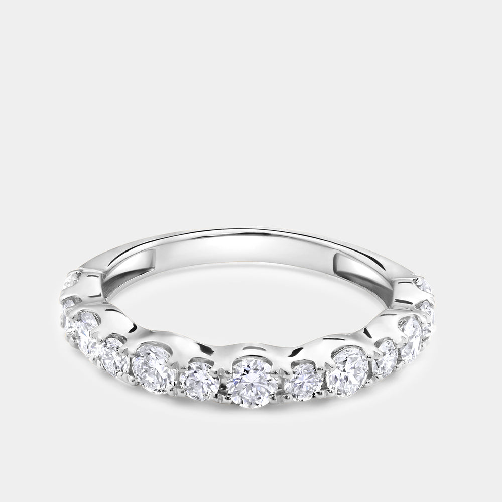 Gilded 1 Carat Lab-Grown Diamond Round-Shaped Shared-Prong Wedding Band