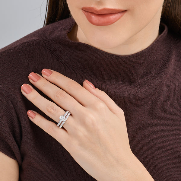 2 Carat Lab-Grown Diamond Solitaire Oval-Shaped Bridal Set — GILDED New York