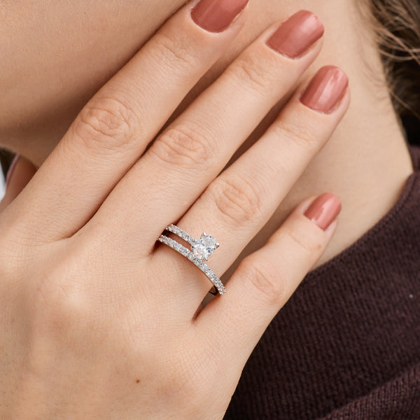 1 Carat Lab-Grown Diamond Oval-Shaped Modern Bridal Ring — GILDED New York