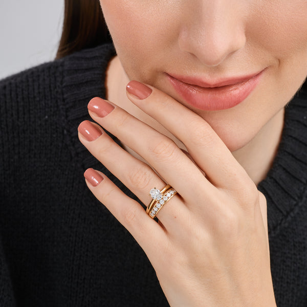 1 and 1/2 Carat Lab-Grown Diamond Solitaire Oval-Shaped Bridal Set — GILDED New York