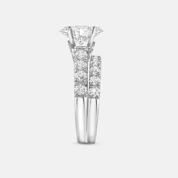 4 Carat Lab-Grown Diamond Solitaire Oval-Shaped Bridal Set — GILDED New York