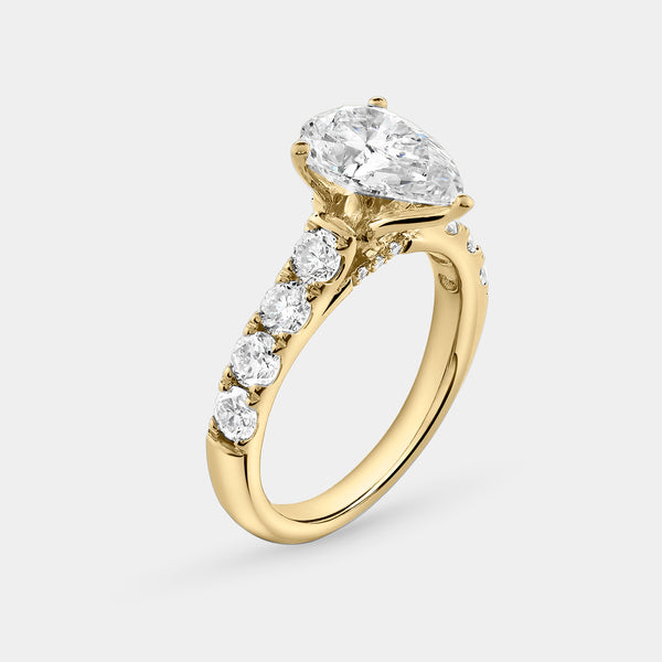 4 Carat Lab-Grown Diamond Solitaire Pear-Shaped Bridal Set — GILDED New York