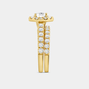 Gilded 2 and 1/2 Carat Lab-Grown Diamond Oval-Shaped Halo Engagement Ring Set