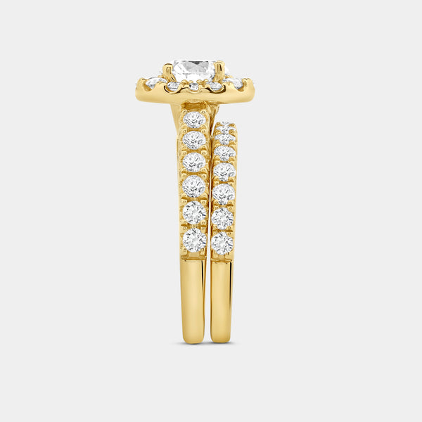 Gilded 2 and 1/2 Carat Lab-Grown Diamond Oval-Shaped Halo Engagement Ring Set