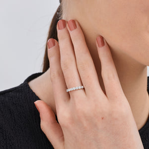 Gilded 1/2 Carat Lab-Grown Diamond Seven-Stone Classic Band