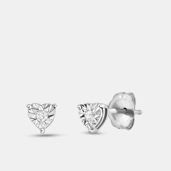 Gilded 1/10 Carat Lab-Grown Diamond Round-Shaped Two-Piece Earring and Pendant Set in a Heart-Shaped Illusion Plate