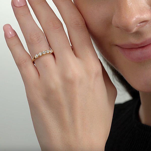 1/2 Carat Lab-Grown Diamond Round-Shaped Five-Stone Ring in a Bar Setting — GILDED New York