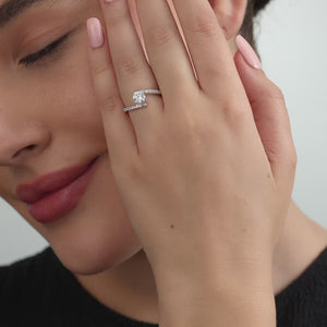 Gilded 1 Carat Lab-Grown Diamond Round-Shaped Modern Bridal Ring